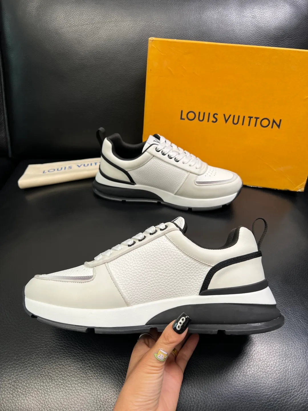 Men's shoes 💰 780 Lv High quality top crafts Louis Vuitton, sports sneakers counter synchronization, uppers imported from Italy, high-quality splicing with colorful and complex crafts, imported lambswool lining soft and comfortable, soles: original soles specially provided by the original factory, T men's shoes 💰U exclusive movable molded soles super comfortable, original and single goods, high quality, welcome to compare, code number 39-44 (customized 38 45)
